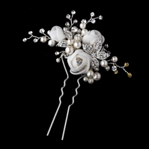 Pearl rose pin