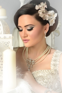 pearl wedding necklace, vintage wedding jewellery, floral bridal hair accessories